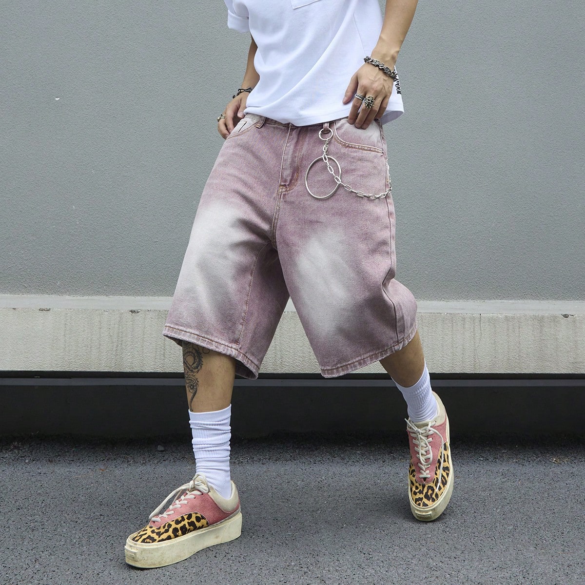 Street Fashion Art - شورت جينز رجالي وردي متدرج اللون